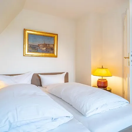 Holiday home Friesenhaus Daanshoog Daanshoog
